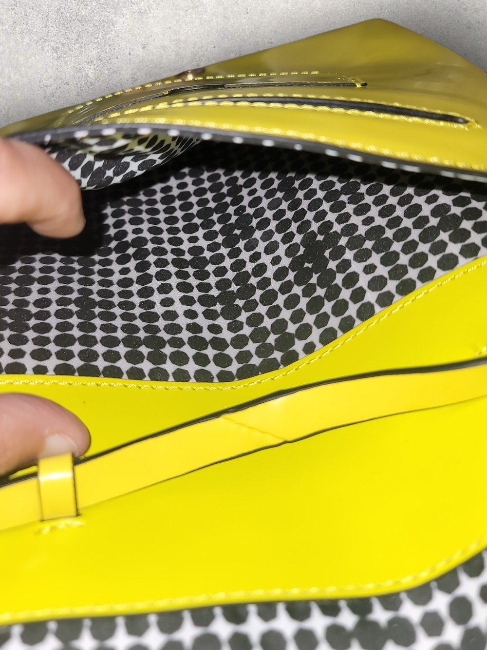 Kate Spade Saturday 2 Way Lime Green Crossbody Bag EUC - Picture 8 of 11